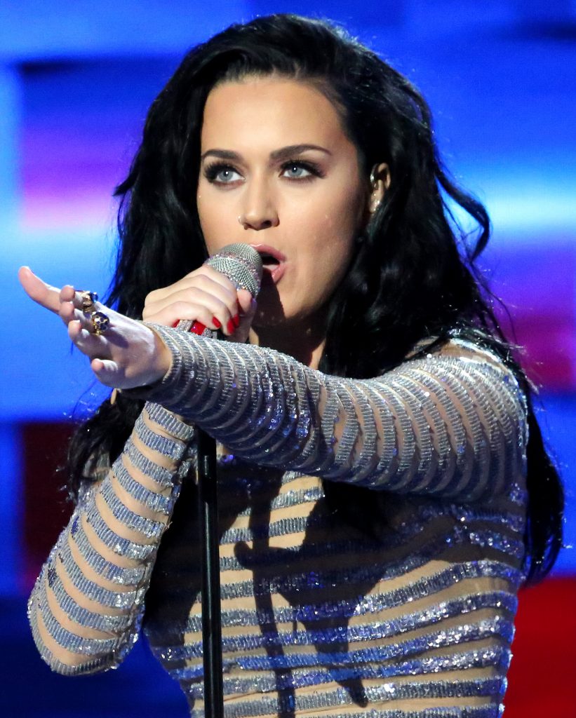 Lo que Katy Perry cambiaría de una de sus canciones si la volviera a estrenar