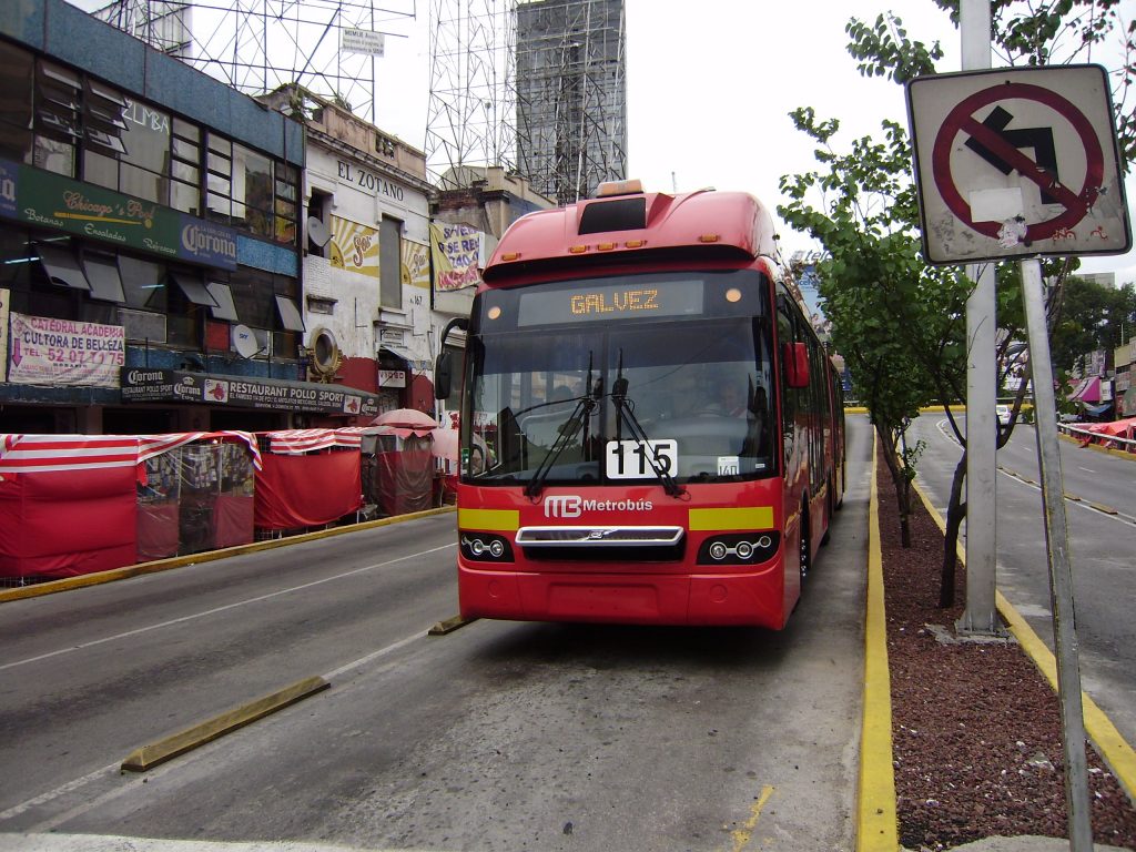  El Metrobús de Reforma disparó la plusvalía de la zona hasta 75%
