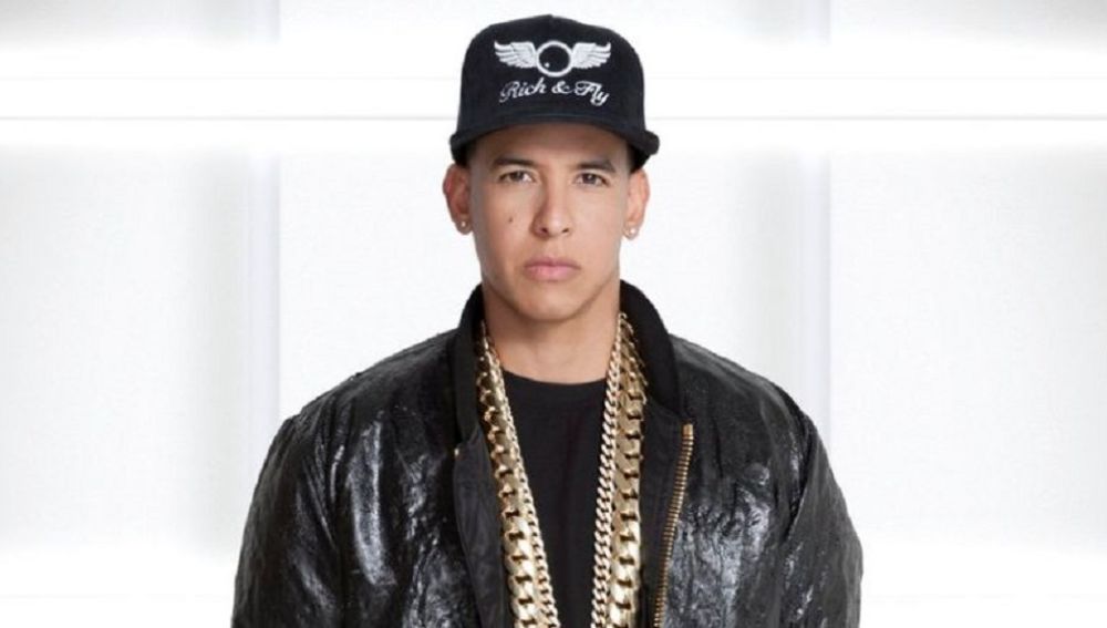  Ladrón se hace pasar por Daddy Yankee y le roba 2.500 dólares en joyas, diamantes y dinero