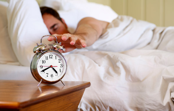 4 Consejos que ayudarán a levantarte más temprano (tu jefe te lo agradecerá)