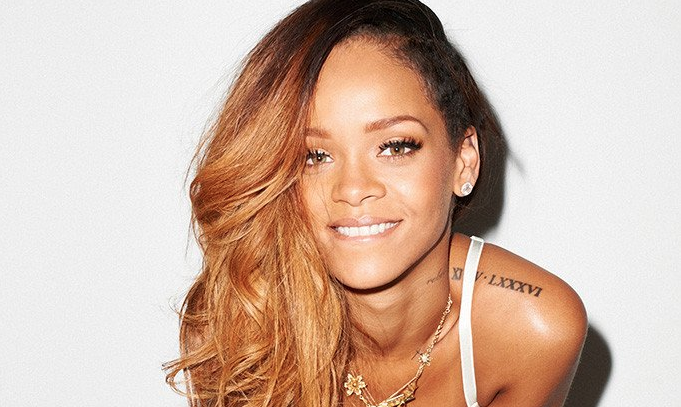 Las fotos de Rihanna en ropa interior están para soñar y degustar