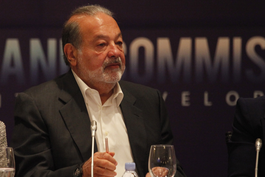  Carlos Slim abre escuela en línea para formar microempresarios