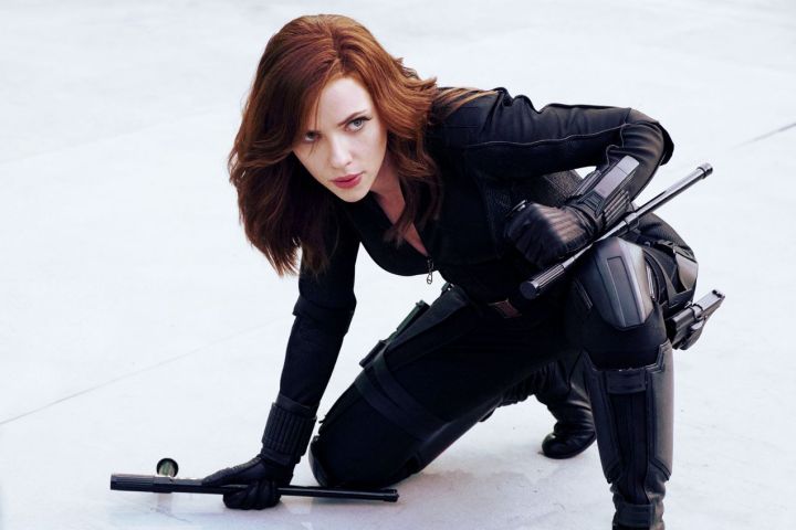  Scarlett Johansson se puso muy sexy para los fans de Avengers