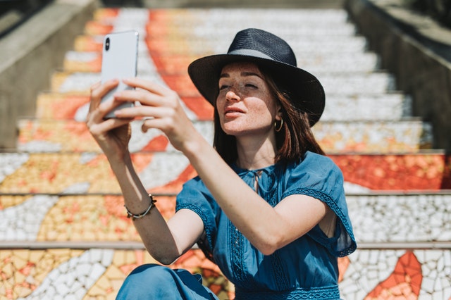 ¿Quién inventó las selfies o… quién se tomó la primera en Instagram?