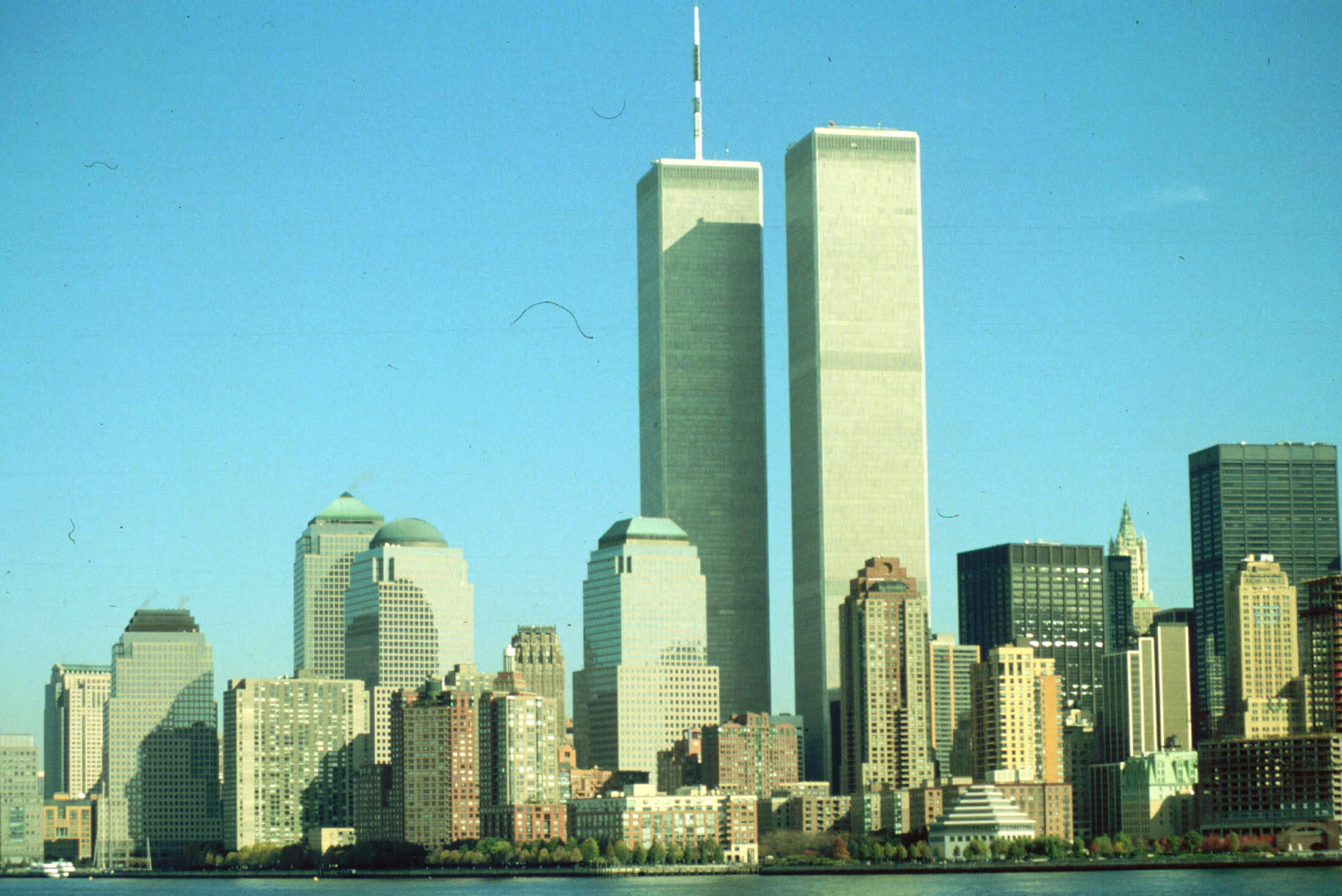 Recuerda el 9/11 en este viernes nublado con un maratón de pelis