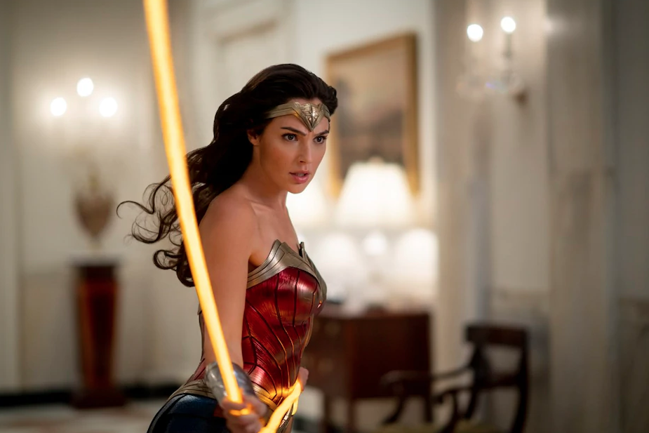 Wonder Woman 84 se estrenará en streaming y también en cines