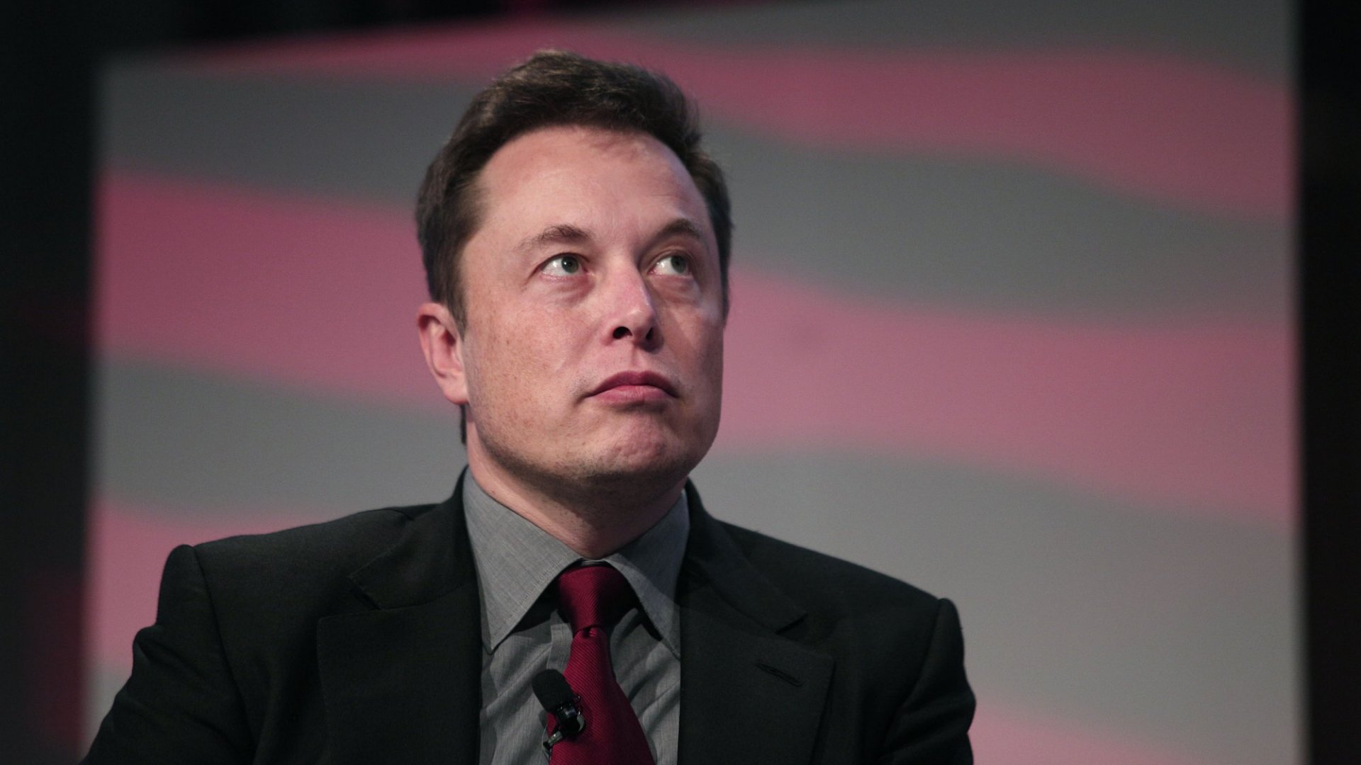 Duerme más de 6 horas, así recomienda Elon Musk para la productividad