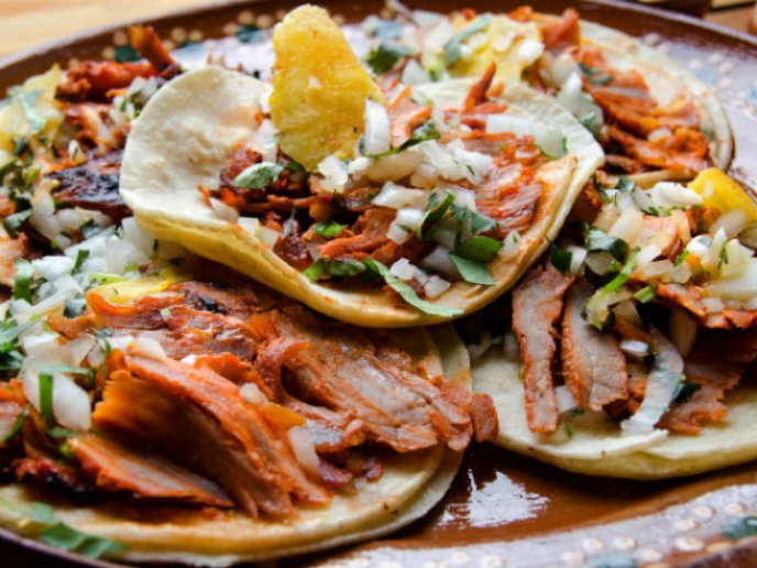 Tacos al pastor… ¿cómo es que se originaron en México?
