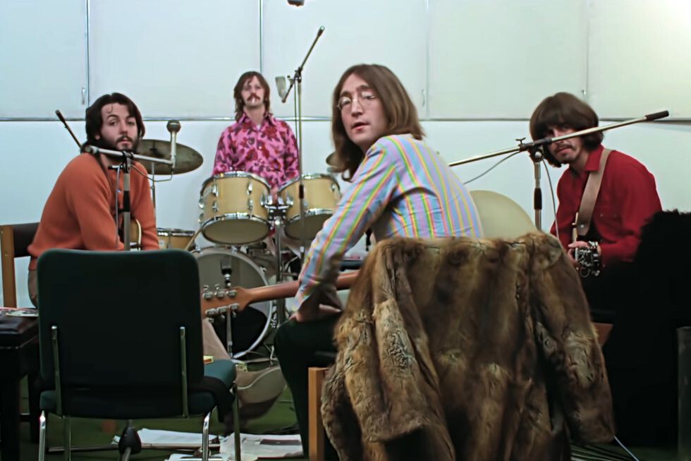  Peter Jackson impidió que quitaran las groserías de su docu de los Beatles