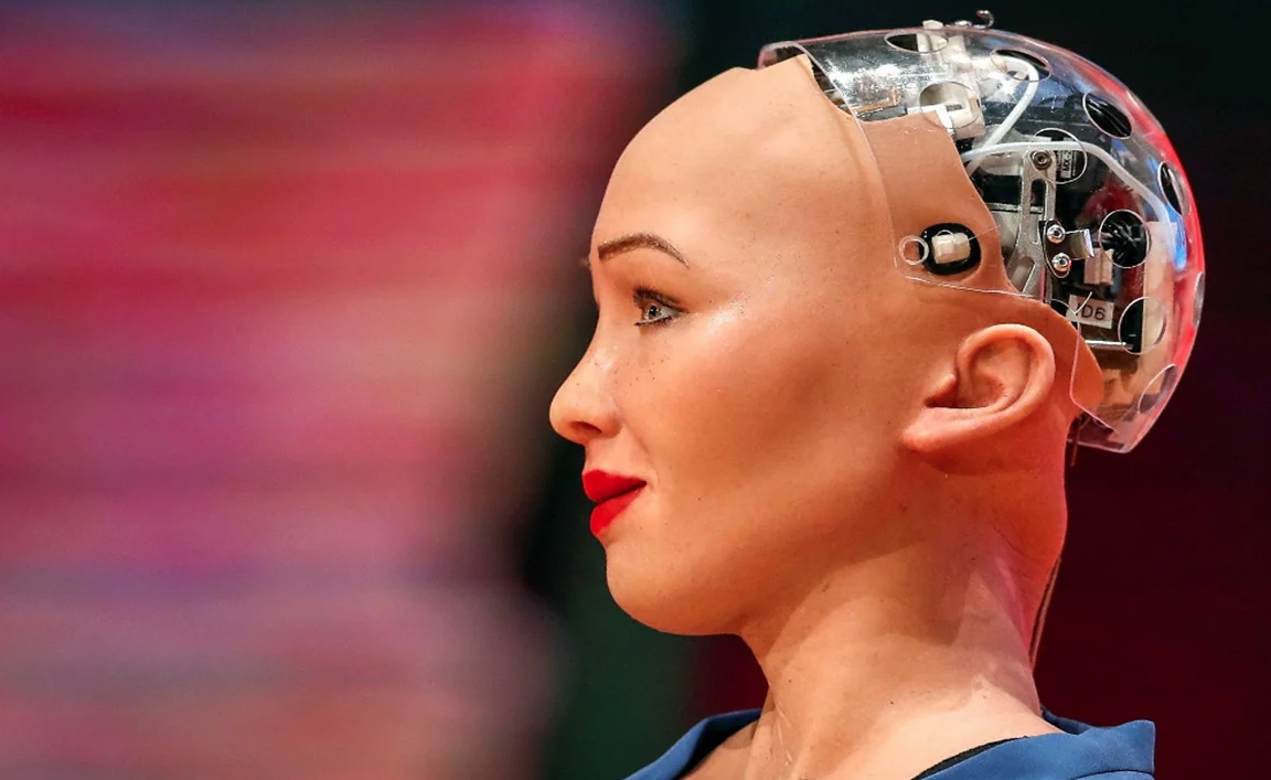  Sophia, la robot, existirá en nuestro mundo y… en el metaverso