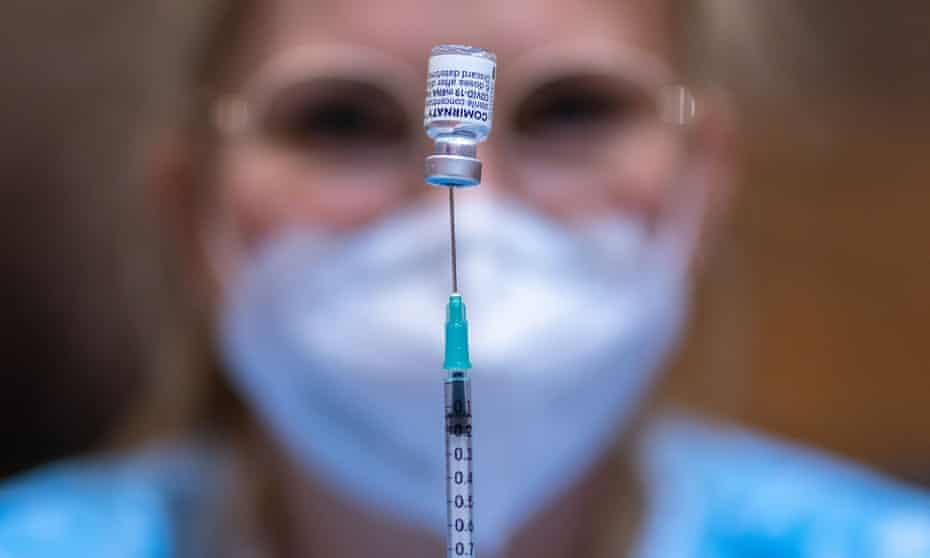  Pfizer promete tener en marzo una vacuna para la variante Omicron